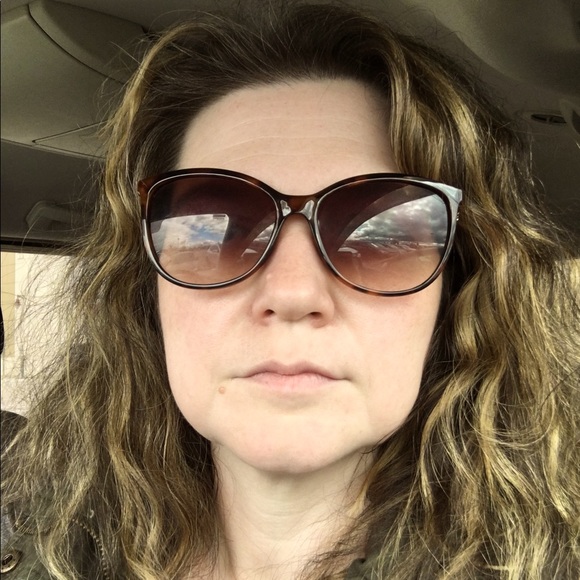 Meet your Posher, Chawn - Picture 1 of 1